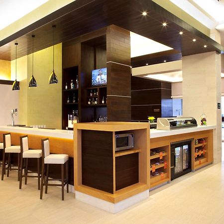 Hampton Inn By Hilton Silao-Aeropuerto, Mexico Екстериор снимка