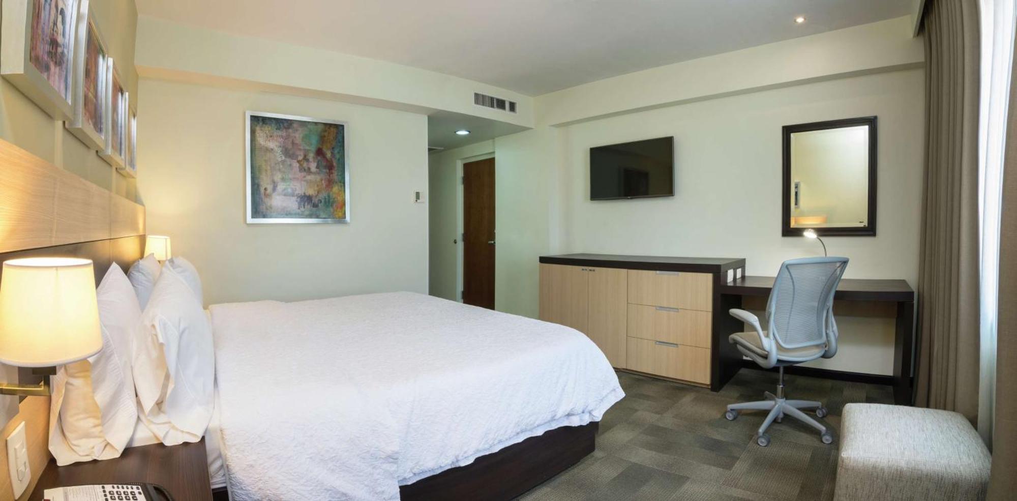 Hampton Inn By Hilton Silao-Aeropuerto, Mexico Екстериор снимка