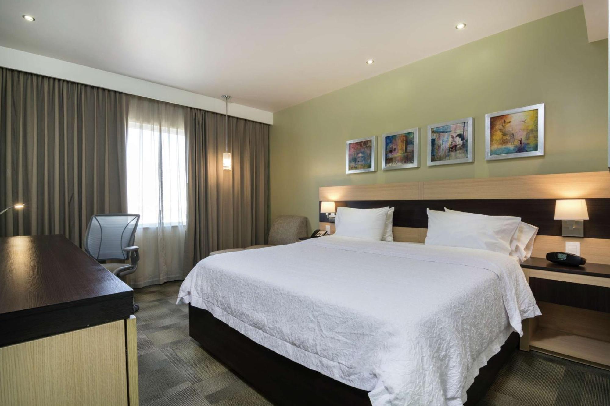 Hampton Inn By Hilton Silao-Aeropuerto, Mexico Екстериор снимка