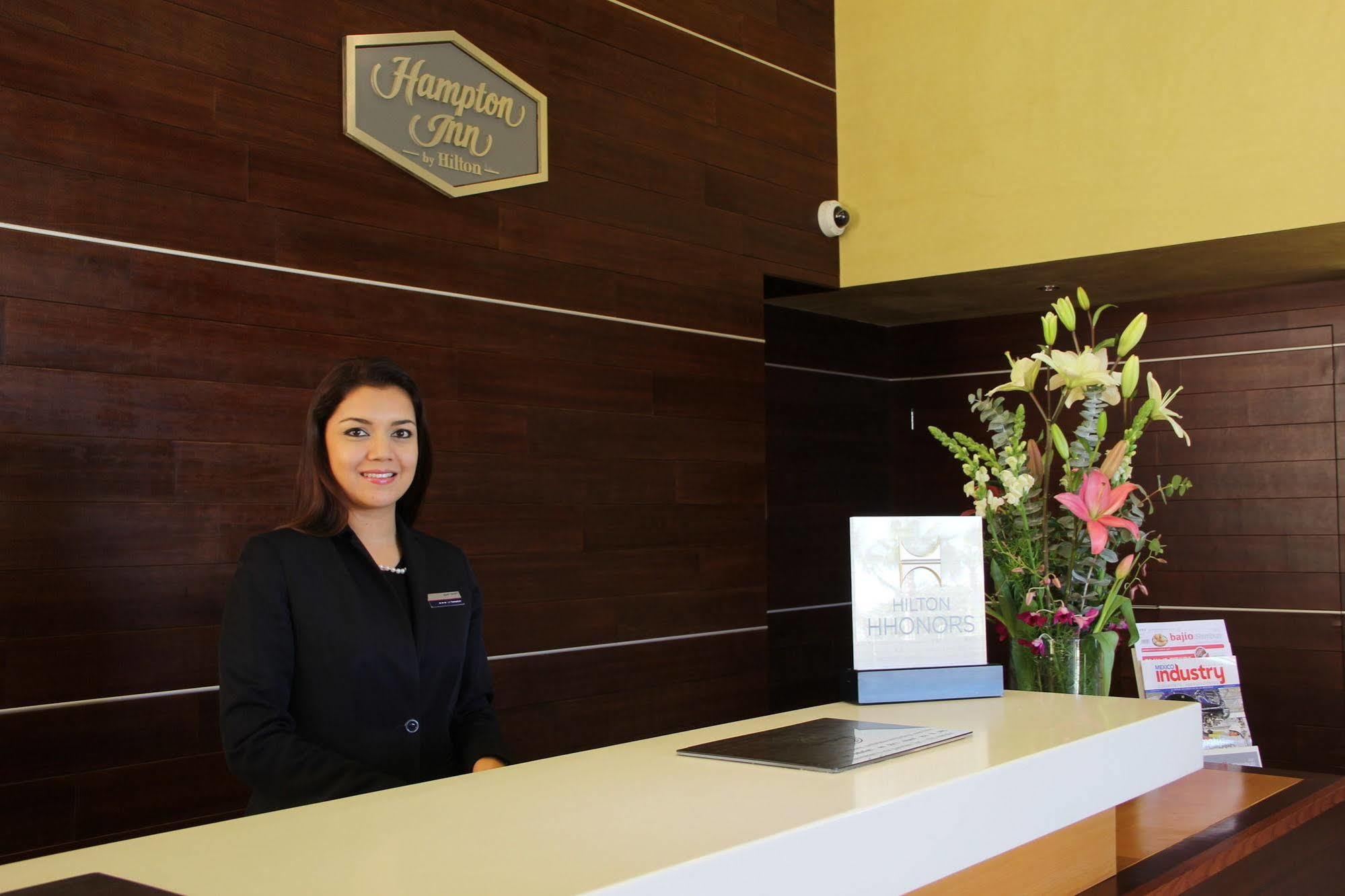 Hampton Inn By Hilton Silao-Aeropuerto, Mexico Екстериор снимка